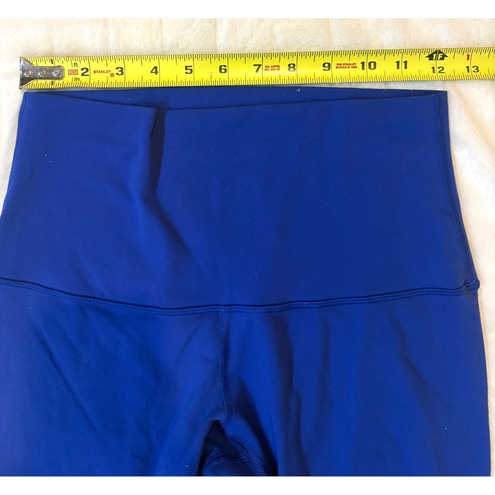 Lululemon Vintage High Rise Leggings Size 6‎ Royal Blue Back Logo - Picture 2 of 9